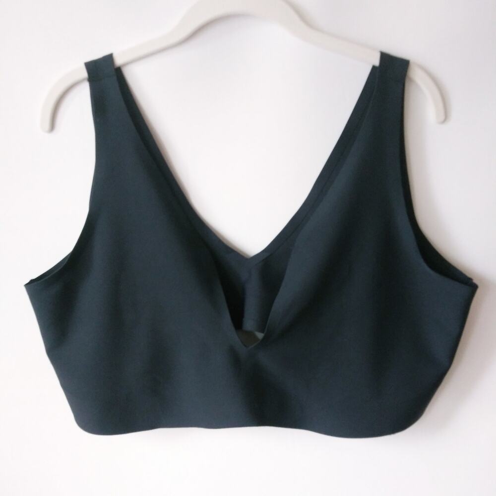 Parade Wireless Plunge Bralette Womens 3XL Black